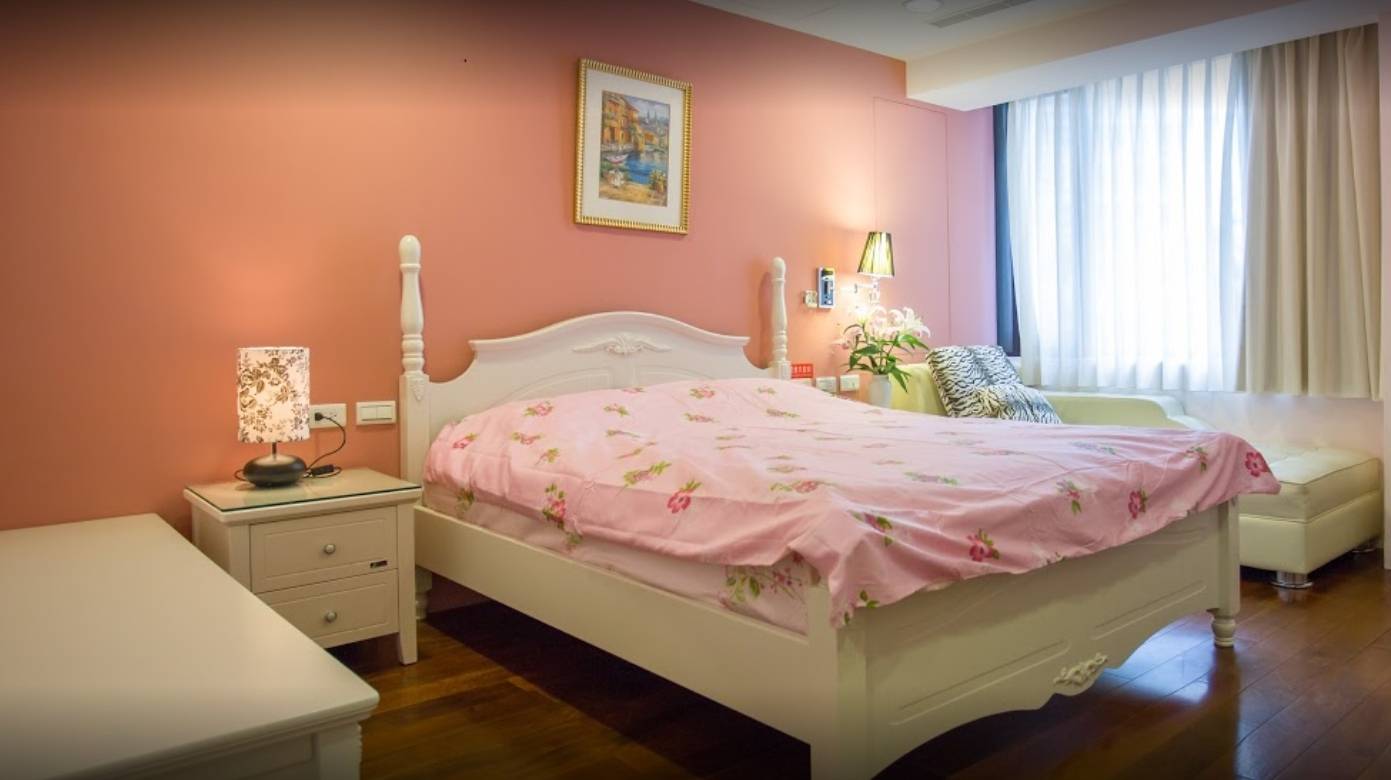 hotel-img