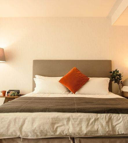 hotel-img