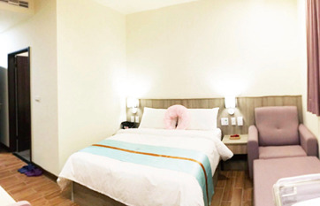 hotel-img