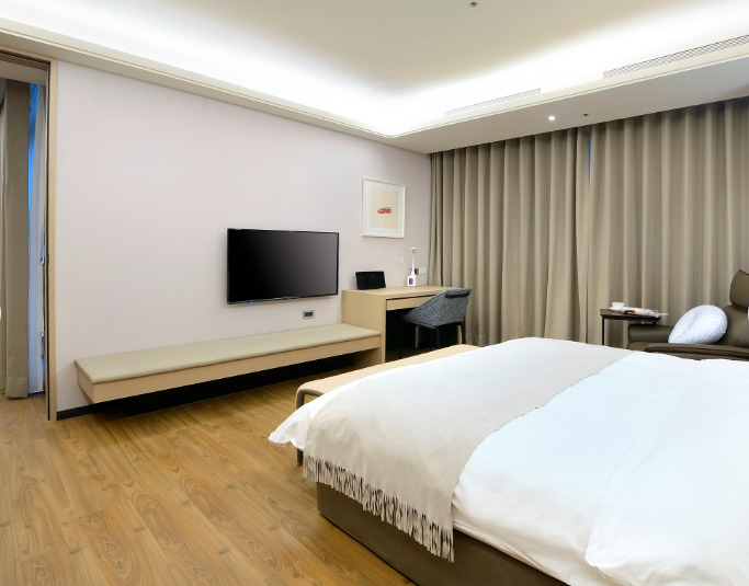 hotel-img